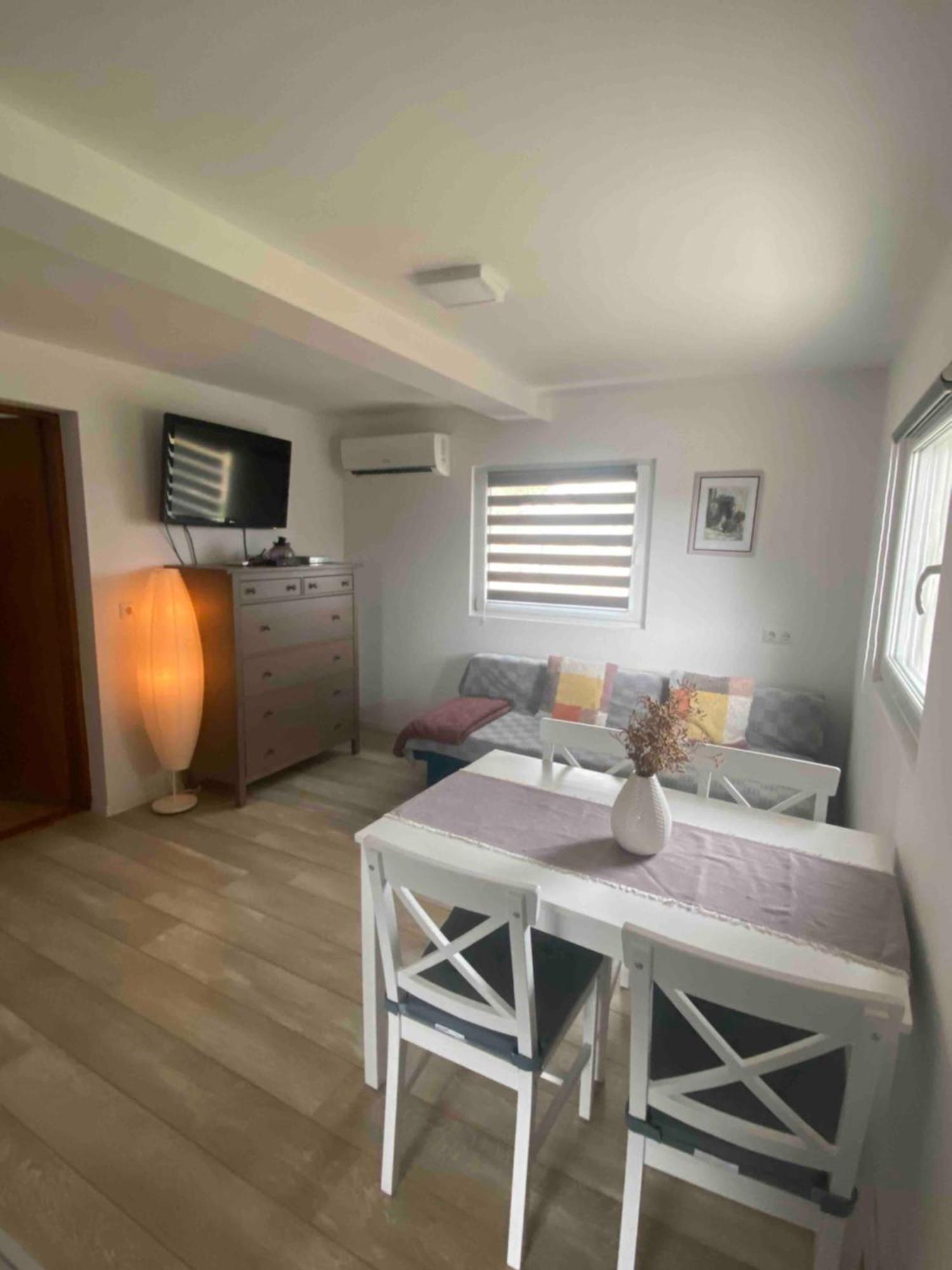 Viva 2 Rovinj Apartment Екстериор снимка